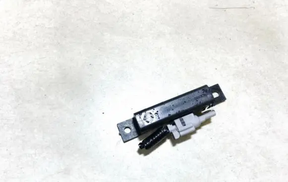 Sensor