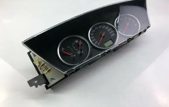 Nissan Primera Speedometer (instrument cluster) 24810AU877 F2168