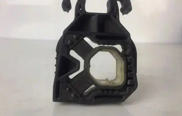 Audi A3 S3 8V Radiator mount bracket 5Q0121367 4012683E