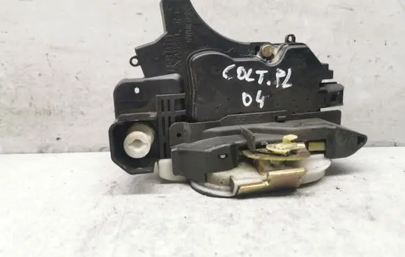 Mitsubishi Colt Front door lock