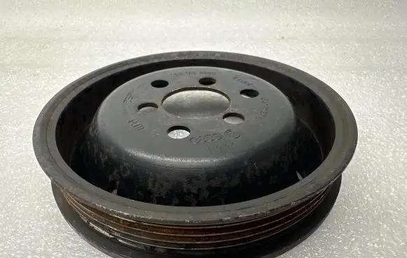 Audi A4 S4 B5 8D Power steering pump pulley 058145255C