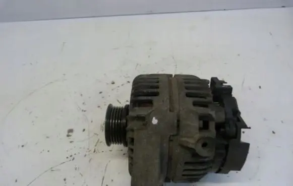 Opel Zafira A Generator/alternator 0124415002