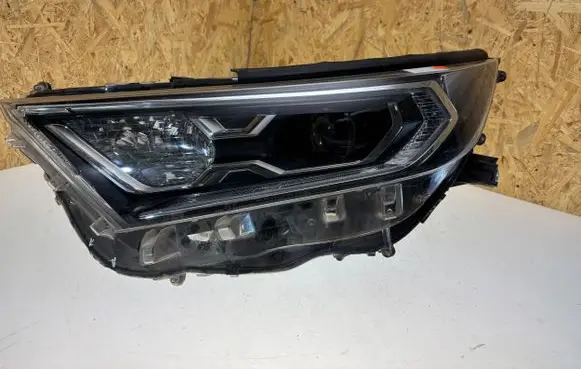 Toyota RAV 4 (XA50) Headlight/headlamp K18K701