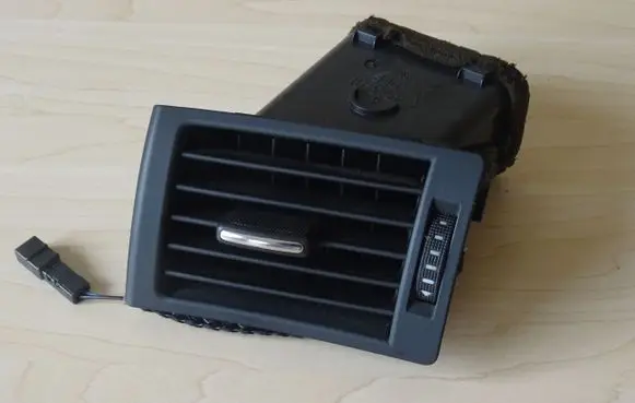 Audi A4 S4 B7 8E 8H Dashboard side air vent grill/cover trim