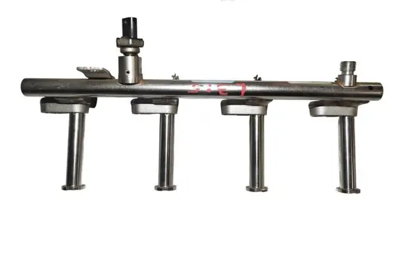 Volvo XC60 Fuel main line pipe 31478396