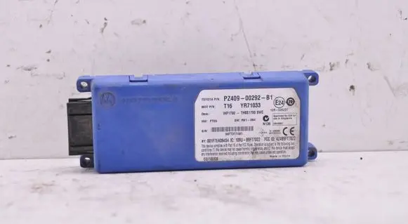 Toyota Avensis T250 Bluetooth control unit module PZ40900292B1