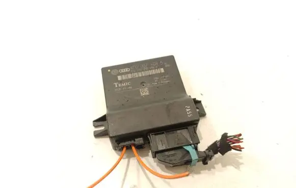 Audi A6 S6 C6 4F Gateway control module 4F0907468B