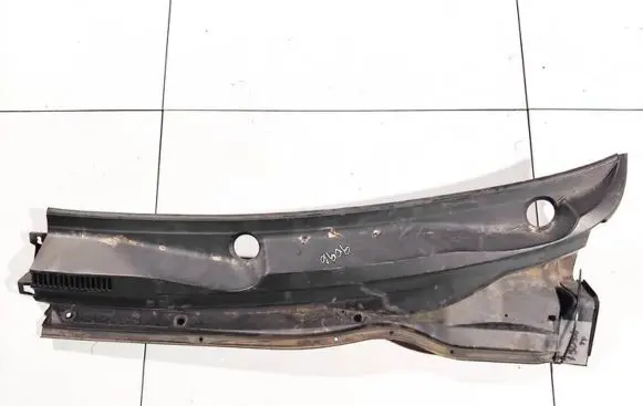 Toyota Corolla Verso AR10 Wiper trim 557820f010 55782-0f010