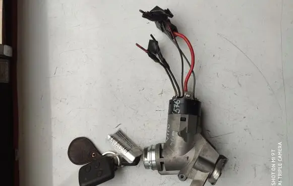 Mercedes-Benz Vito Viano W638 Ignition lock A0005458108