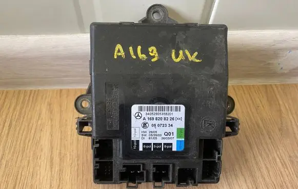 Mercedes-Benz A W169 Other control units/modules A1698208226 34052905358201