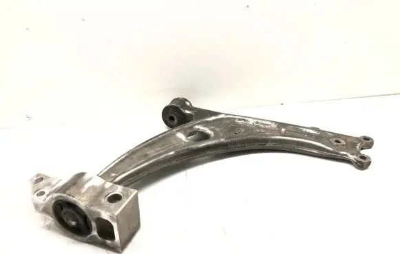 Volkswagen PASSAT B6 Front lower control arm/wishbone 3C0407153B