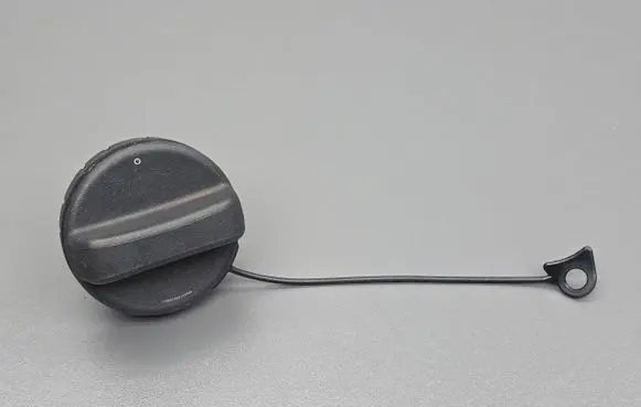 Mazda 3 III Fuel tank filler cap 