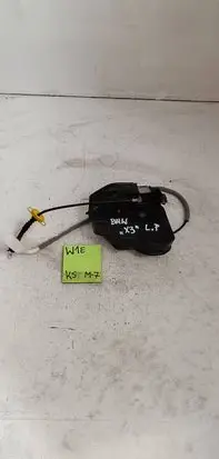 BMW X3 E83 Front door lock 51217167071