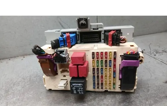 Fiat Stilo Fuse box set 46823768