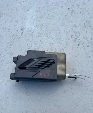 Mercedes-Benz E W211 Central locking vacuum pump 2038000048 0132006365