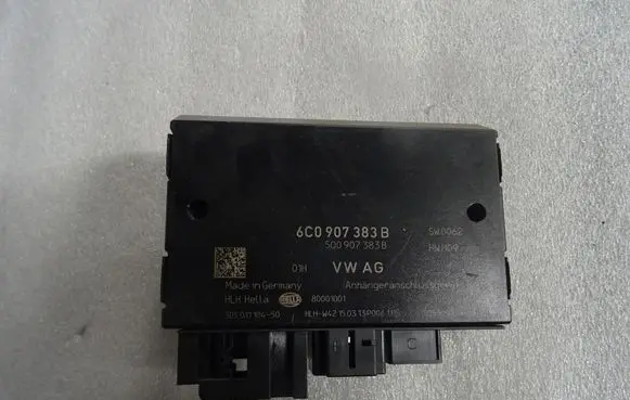 Volkswagen Polo VI Tow bar trailer control unit/module 6C0907383B