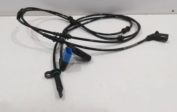 Mercedes-Benz E W213 ABS rear brake sensor A2139052009