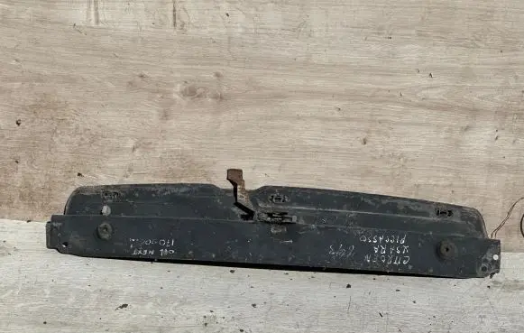 Citroen Xsara Picasso Top upper radiator support slam panel