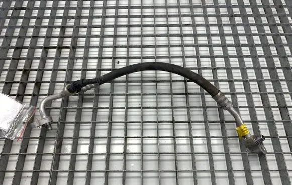 Opel Astra K Air conditioning (A/C) pipe/hose 39171884