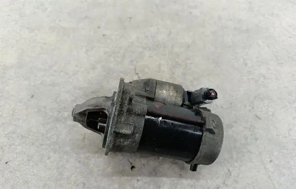 Toyota Corolla Verso E121 Starter motor 281000D090