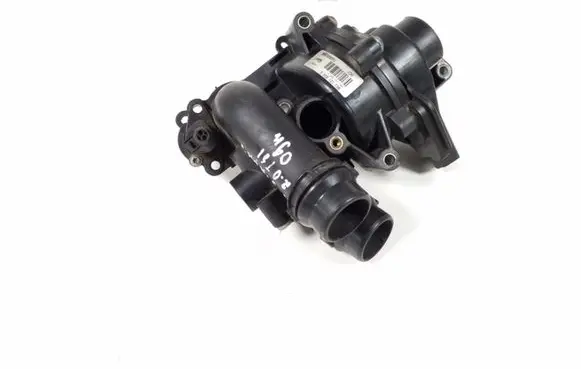 Volkswagen Scirocco Water pump 06J121026G