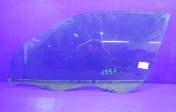 Citroen Xsara Picasso Front door window glass four-door