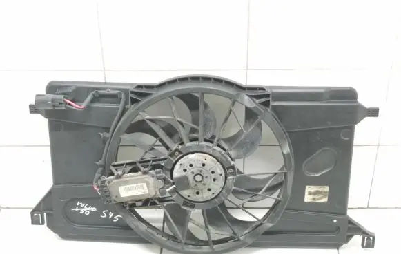 Volvo C30 Electric radiator cooling fan 1137328366 3135103740 3136613305