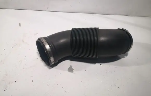 Audi A6 S6 C6 4F Air intake hose/pipe 07L129627C