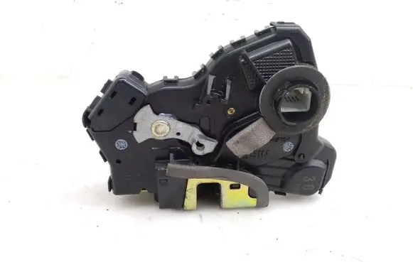 Toyota Camry Front door lock 5051120