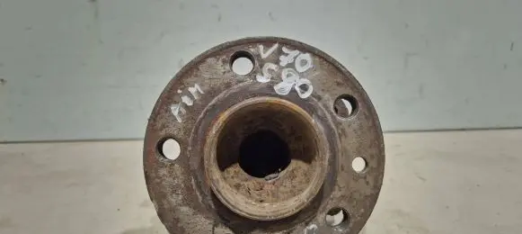 Volvo V70 Front wheel hub 6G912C447BB