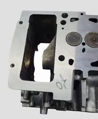 Volkswagen Multivan T5 Engine head 071033735