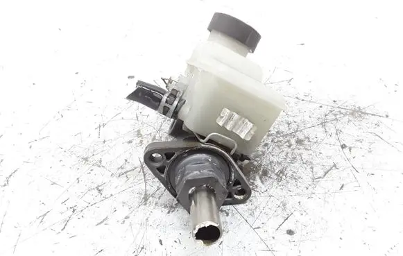 Toyota Yaris Verso Master brake cylinder 