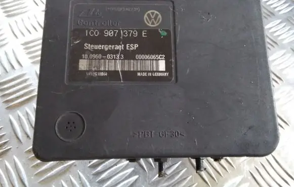 Audi A3 S3 8L ABS Pump 1C0907379E 10096003133 1J0614517E