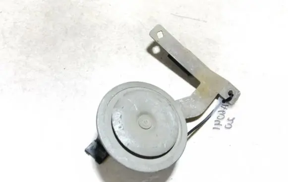 Audi A3 S3 8L Horn signal