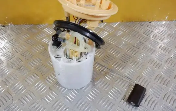 Audi A3 S3 8V In-tank fuel pump 5Q0919050AN 23918000008 A2C82349001
