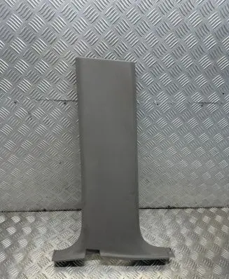 Mitsubishi L200 (B) pillar trim (bottom) MN123867