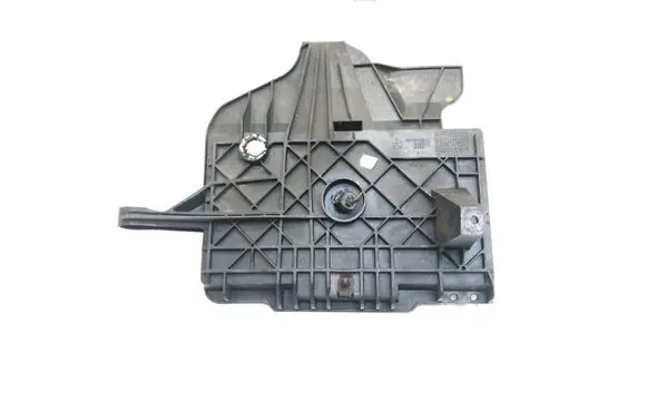 Battery tray