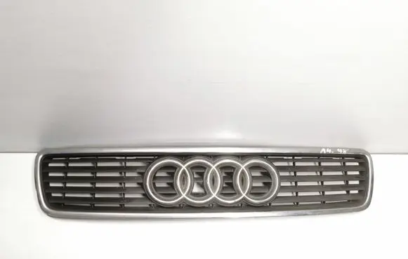 Audi A4 S4 B5 8D Front grill 8D0853651J