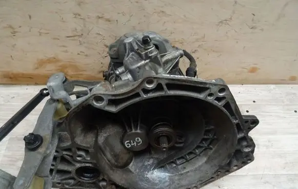 Opel Corsa C Manual 7 speed gearbox F136394
