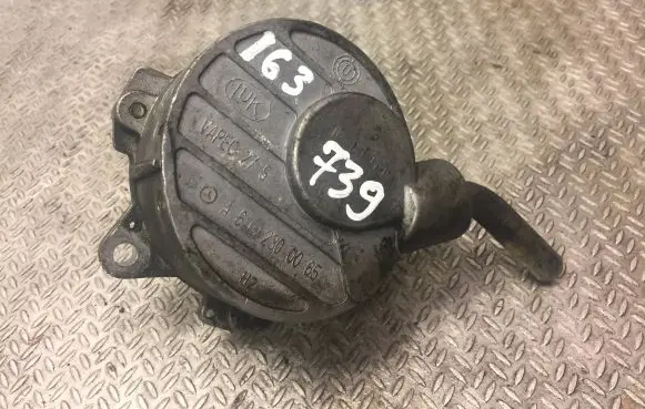 Mercedes-Benz ML W163 Vacuum pump 6122300065 A6122300065