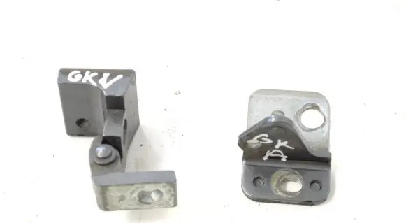Porsche Cayenne (9PA) Rear door lower hinge 7L0833401A