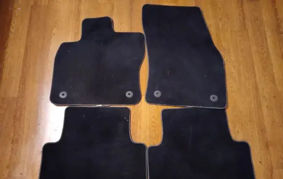 Volkswagen Tiguan Car floor mat set 