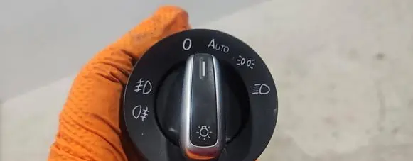 Volkswagen Golf VI Light switch 3C8941431N 10003937
