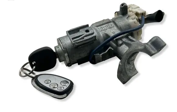 Toyota Yaris Ignition lock 45020521 7894