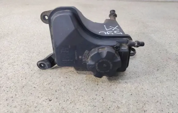 BMW X1 E84 Coolant expansion tank/reservoir 781059250 7810592