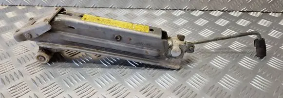 Audi A6 S6 C6 4F Lift Jack 4F0011031