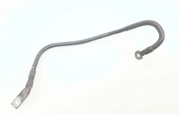 Skoda Octavia Mk2 (1Z) Positive cable (battery)