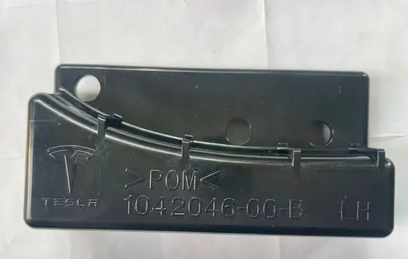 Tesla Model S Rear bumper mounting bracket 104204600B 104204600 1042046