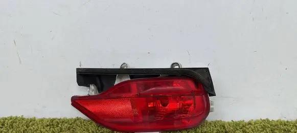 Toyota Avensis T270 Rear fog light 81480-05010 52165-05020