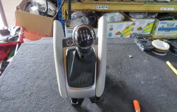 Nissan Micra K14 Gear shifter/selector